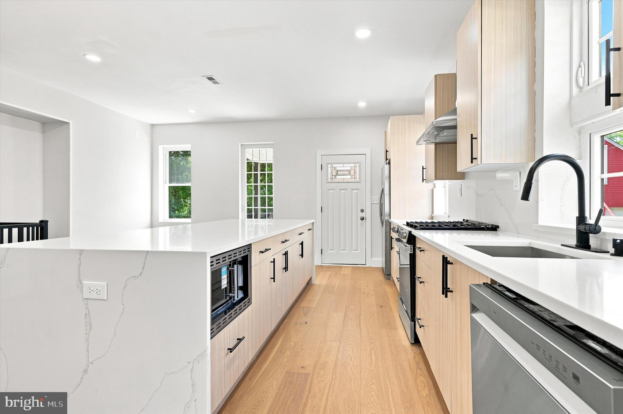 6912 Old York Road Philadelphia, PA 19126 - Photo 9 of 39 Gallery Image 9