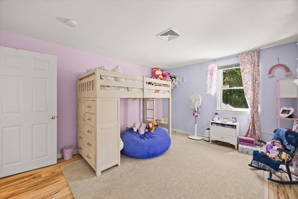 136 Paradise Lane Rochester, MA 02770 - Photo 25 of 40