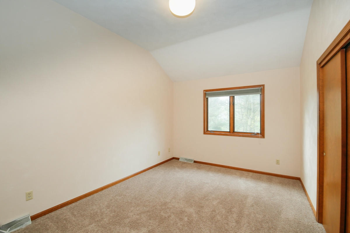 112 Pheasant Run Battle Creek, MI 49015 - Photo 21 of 30 112 Pheasant Run-121