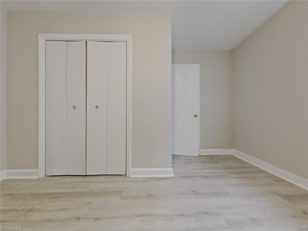 610 Hawthorne Avenue High Point, NC 27262 - Photo 6 of 9