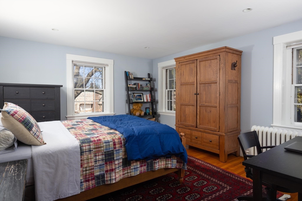 237 Dean Road Brookline, MA 02445 - Photo 14 of 25