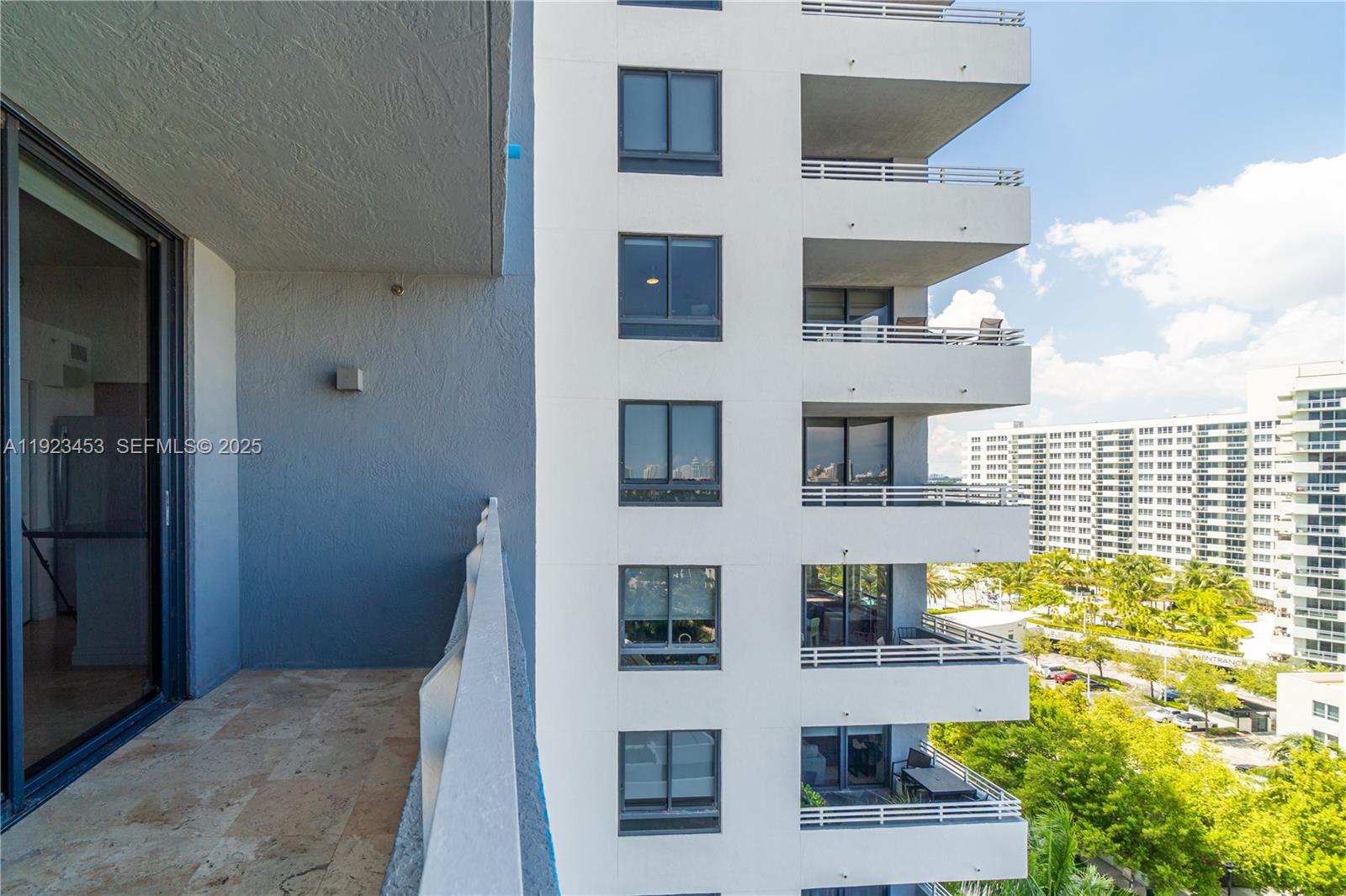 1330 West Avenue, Unit 1009 Miami Beach, FL 33139 - Photo 42 of 43 a view of a building