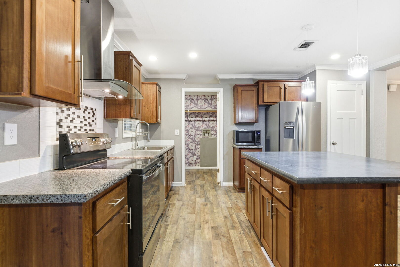 2383 Tomblin Road Bigfoot, TX 78005 - Photo 14 of 61