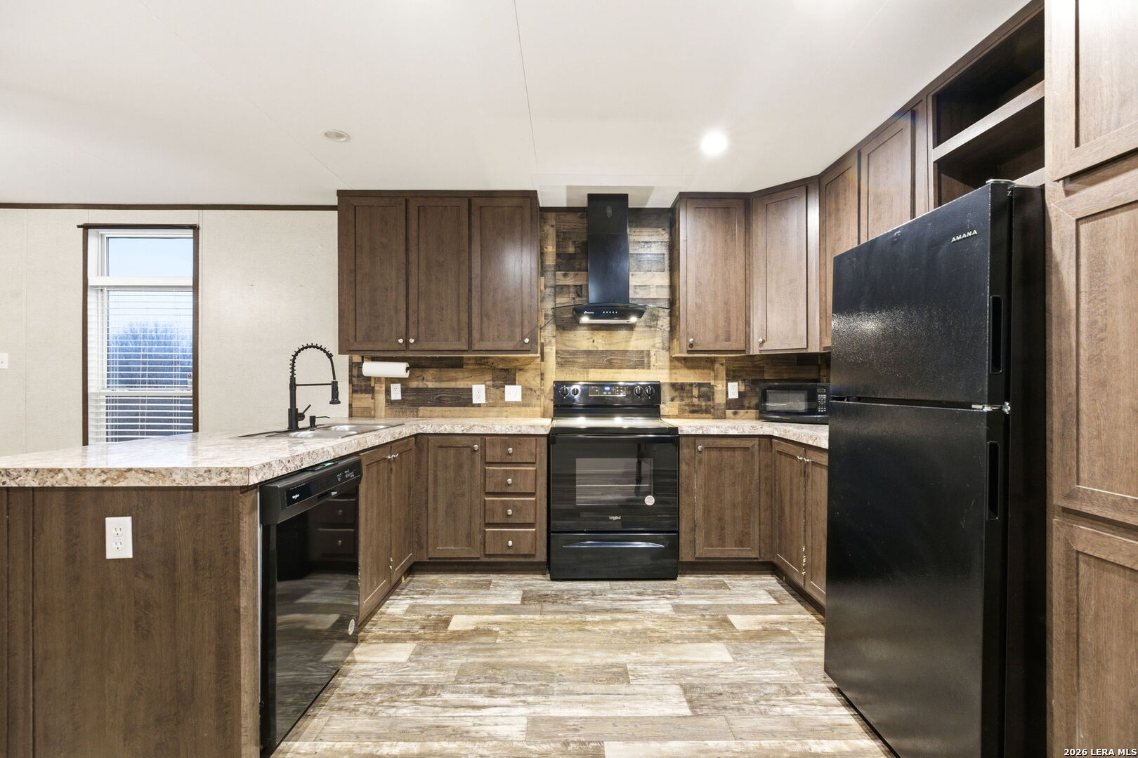 2383 Tomblin Road Bigfoot, TX 78005 - Photo 35 of 61