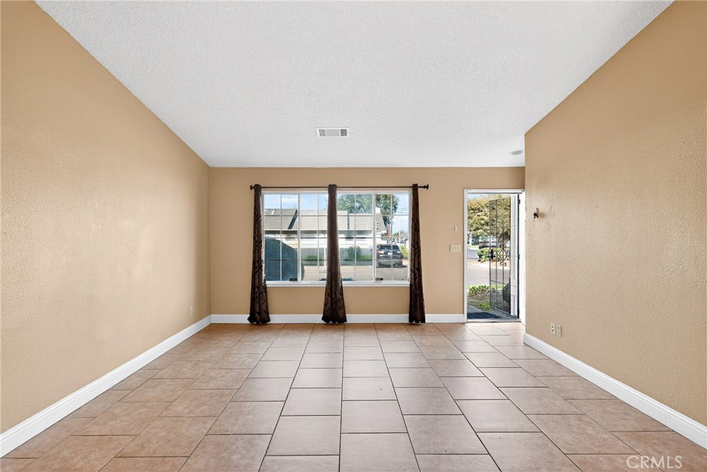 1754 Merced Avenue Merced, CA 95341 - Photo 4 of 23