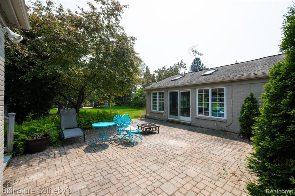 5139 Wing Lake Road Bloomfield Hills, MI 48302 - Photo 42 of 43