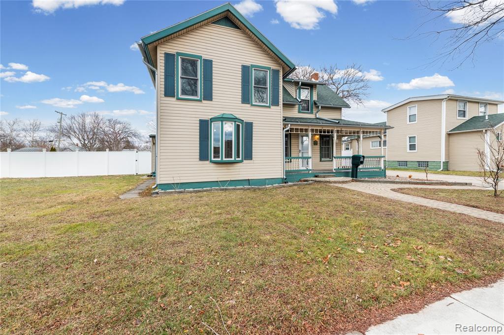 26240 Gibraltar Road Flat Rock, MI 48134 - Photo 3 of 29 Gallery Image 3