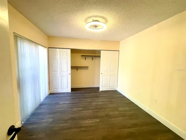 $2,200 | 2712 14th Court, Palm Harbor, FL 34684