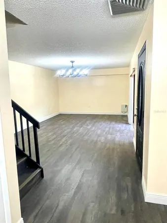 $2,200 | 2712 14th Court, Palm Harbor, FL 34684