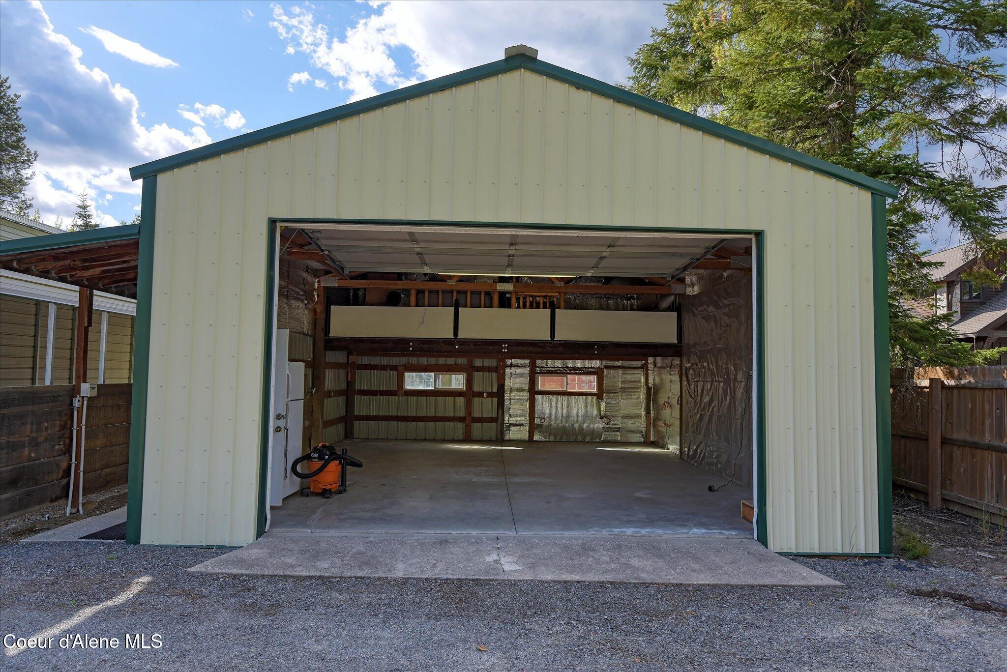 723 Evergreen Road Sagle, ID 83860 - Photo 37 of 40 76-126524947