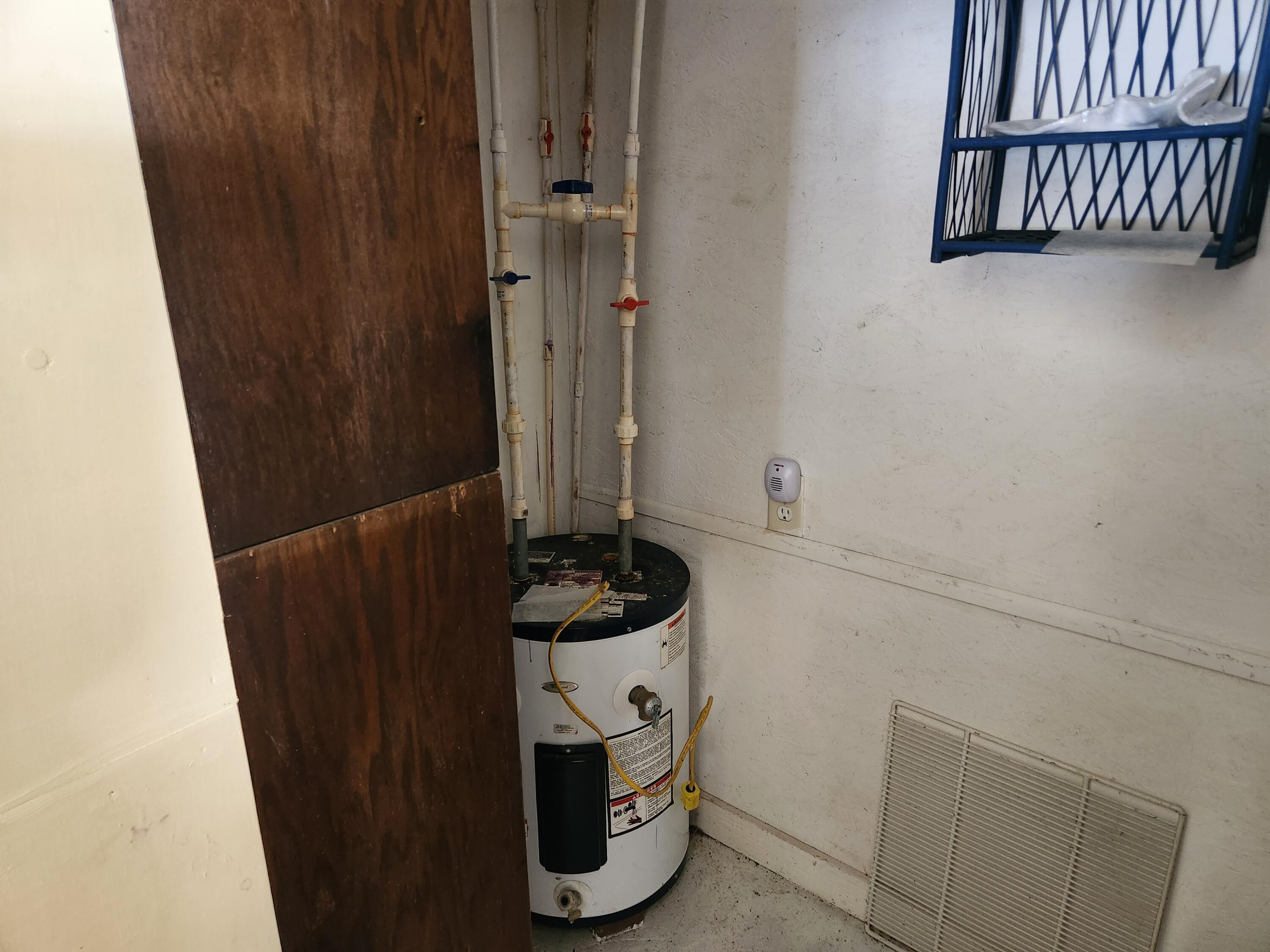 5247 North Access Road Irons, MI 49644 - Photo 14 of 25 20260323_152323