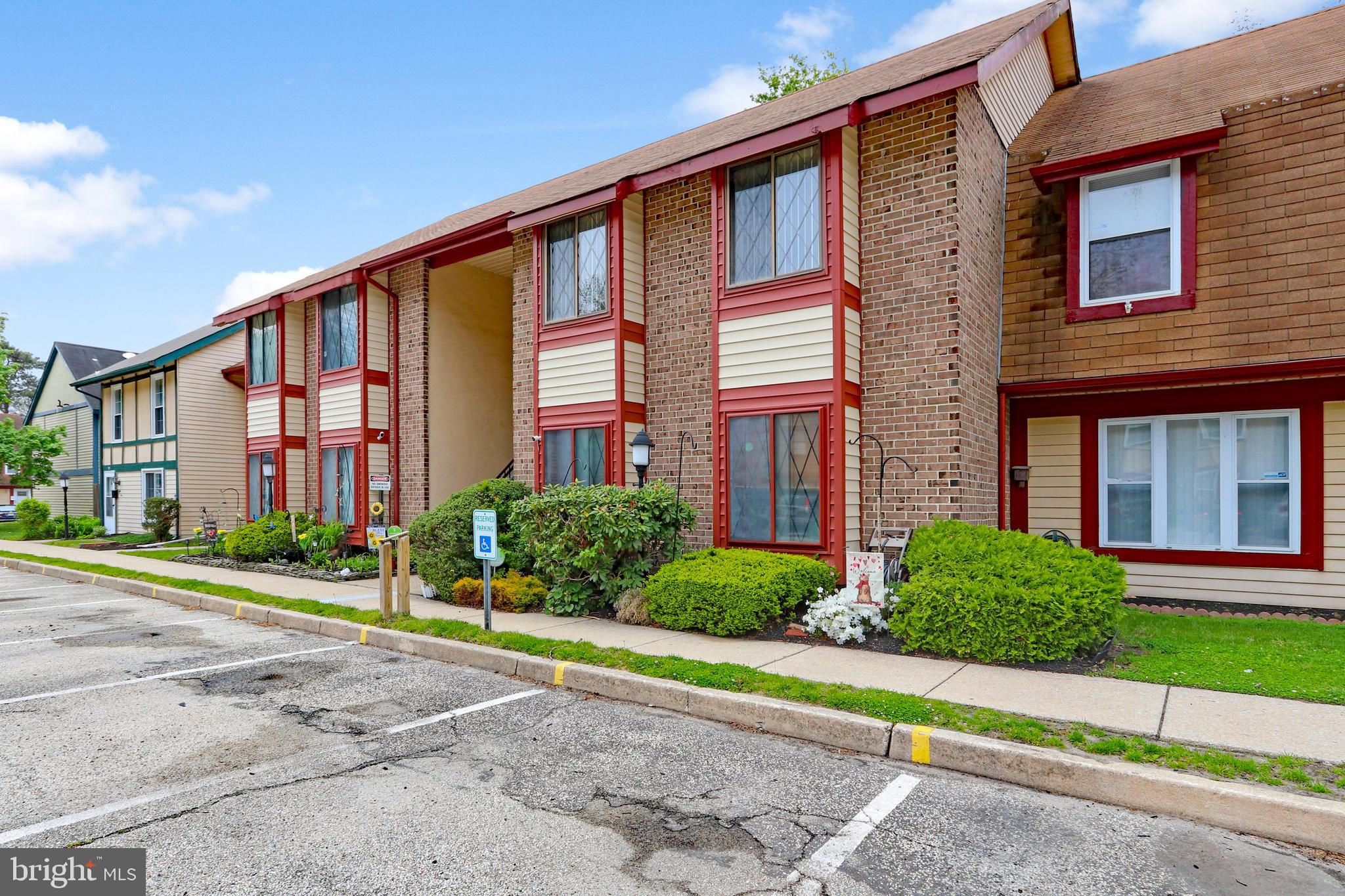 69 Chelsea Circle, Unit A156 Clementon, NJ 08021 - Photo 2 of 19 Gallery Image 2