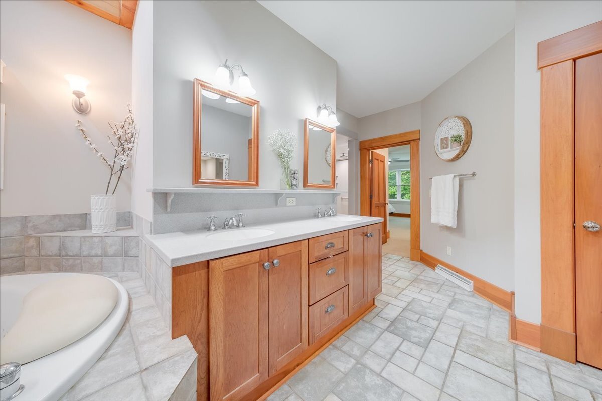 2-3 Timber Ridge Lane Mansfield, IL 61854 - Photo 54 of 104