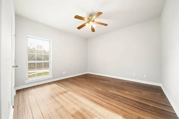 $639,000 | 1919 Bend Of The Bosque Road, China Spring, TX 76633