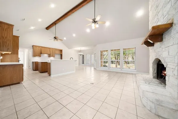 $639,000 | 1919 Bend Of The Bosque Road, China Spring, TX 76633