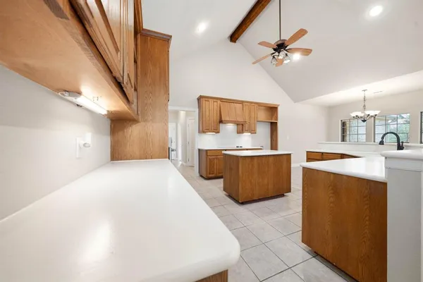 $639,000 | 1919 Bend Of The Bosque Road, China Spring, TX 76633