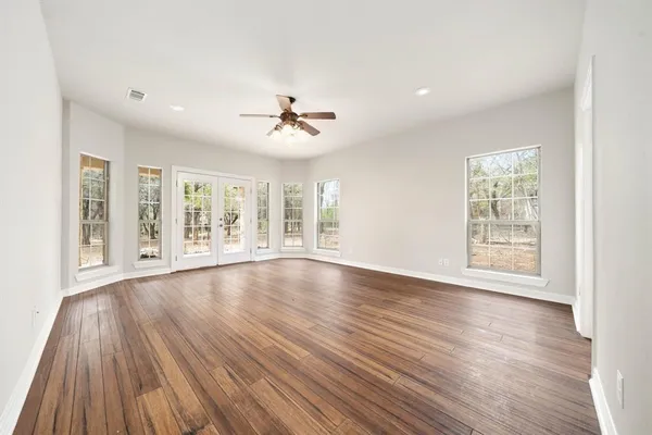 $639,000 | 1919 Bend Of The Bosque Road, China Spring, TX 76633