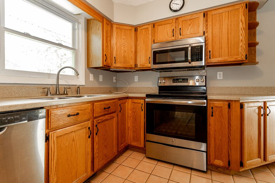 2823 McCain Road Jackson, MI 49203 - Photo 13 of 29 Photo 13