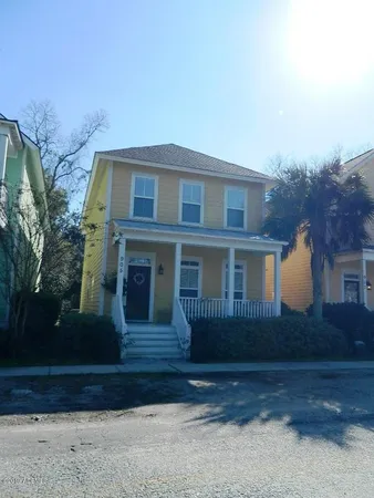 $3,000 | 905 12th Street, Port Royal, SC 29935