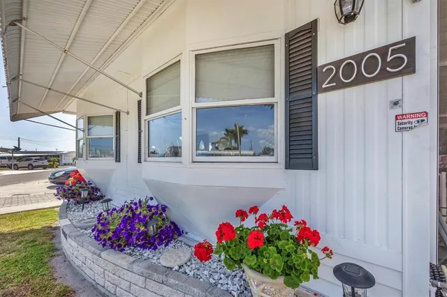 $215,000 | 2005 Ohio Avenue, Bradenton, FL 34207