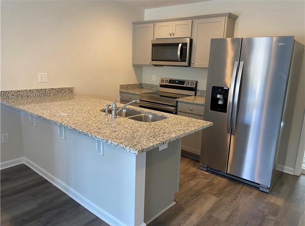 235 Pendleton Road, Unit O2 Clemson, SC 29631 - Photo 4 of 17