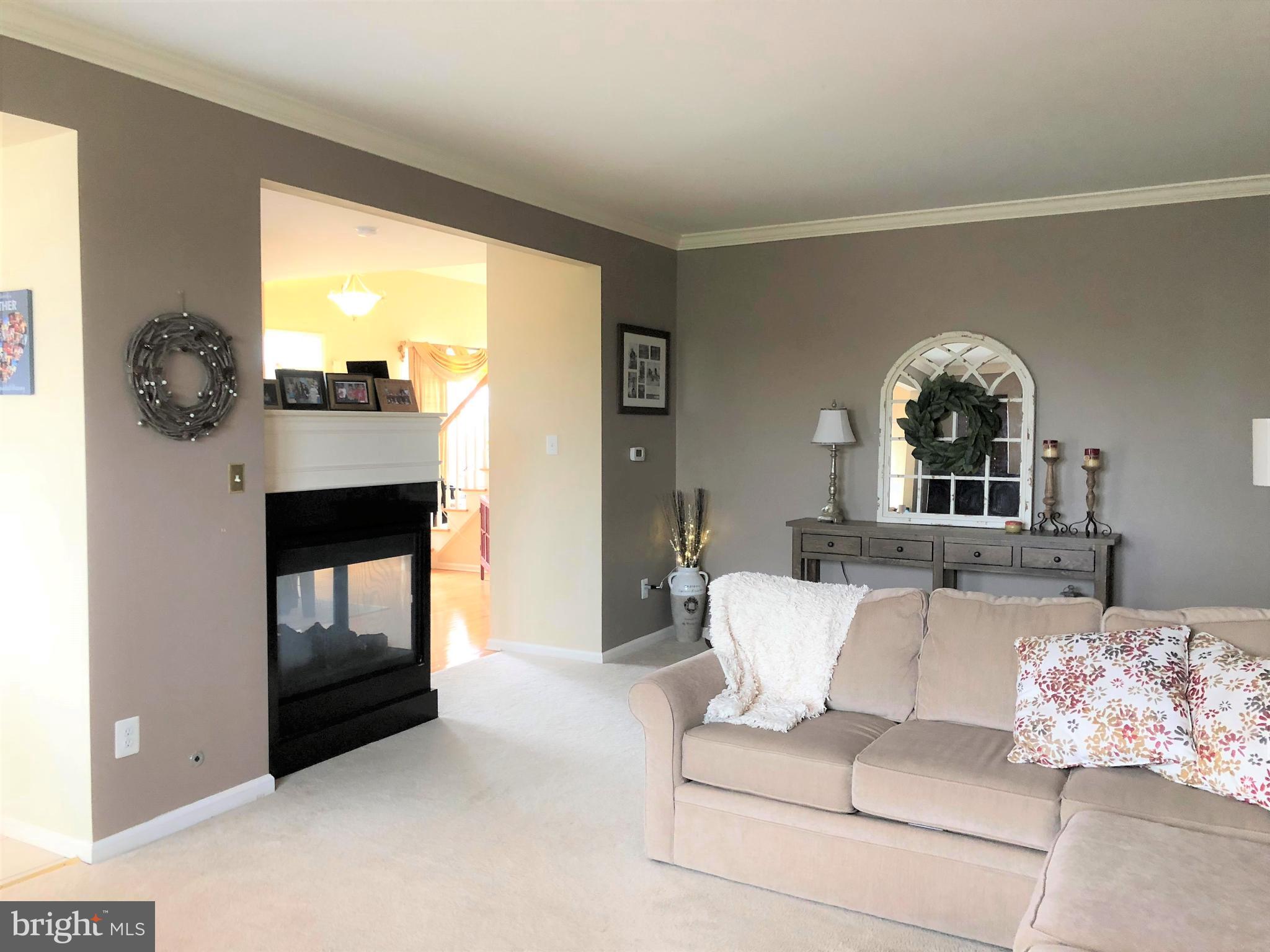 9 Cypress Point Road Westampton, NJ 08060 - Photo 11 of 32 Gas Fireplace