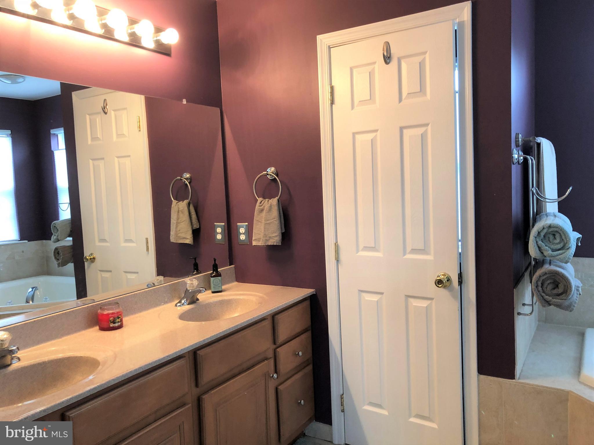 9 Cypress Point Road Westampton, NJ 08060 - Photo 16 of 32 Dual sink