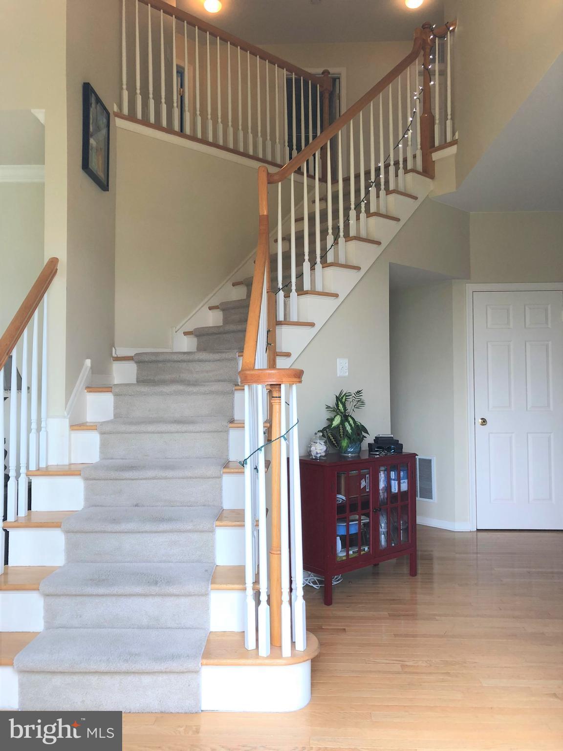 9 Cypress Point Road Westampton, NJ 08060 - Photo 2 of 32 Curved Staircase