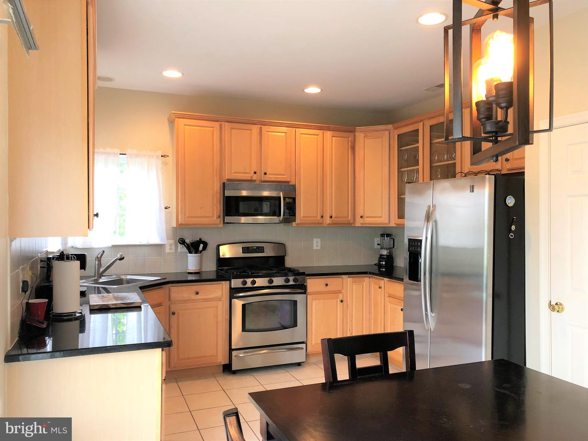 9 Cypress Point Road Westampton, NJ 08060 - Photo 7 of 32 Stainless Steel Appliances