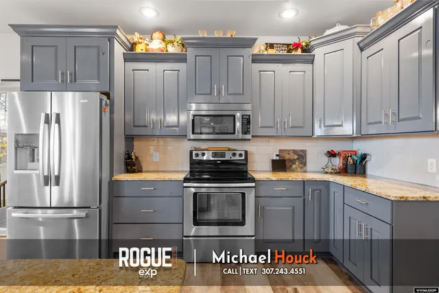 $648,900 | 6160 Coronado Drive, Casper, WY 82609