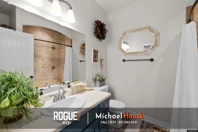 $648,900 | 6160 Coronado Drive, Casper, WY 82609