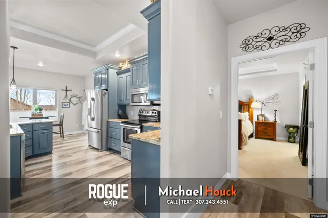 $648,900 | 6160 Coronado Drive, Casper, WY 82609