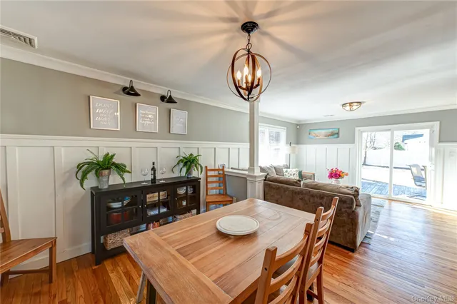 $599,000 | 75 Hazard Avenue, Huntington Station, NY 11746