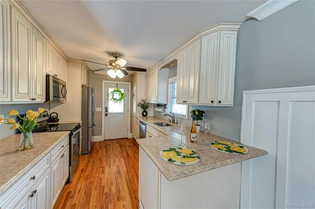 $599,000 | 75 Hazard Avenue, Huntington Station, NY 11746