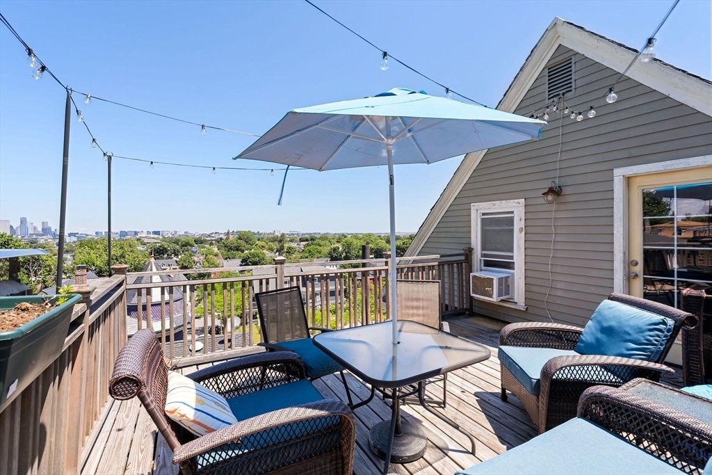 17 Windermere Road Boston, MA 02125 - Photo 23 of 38