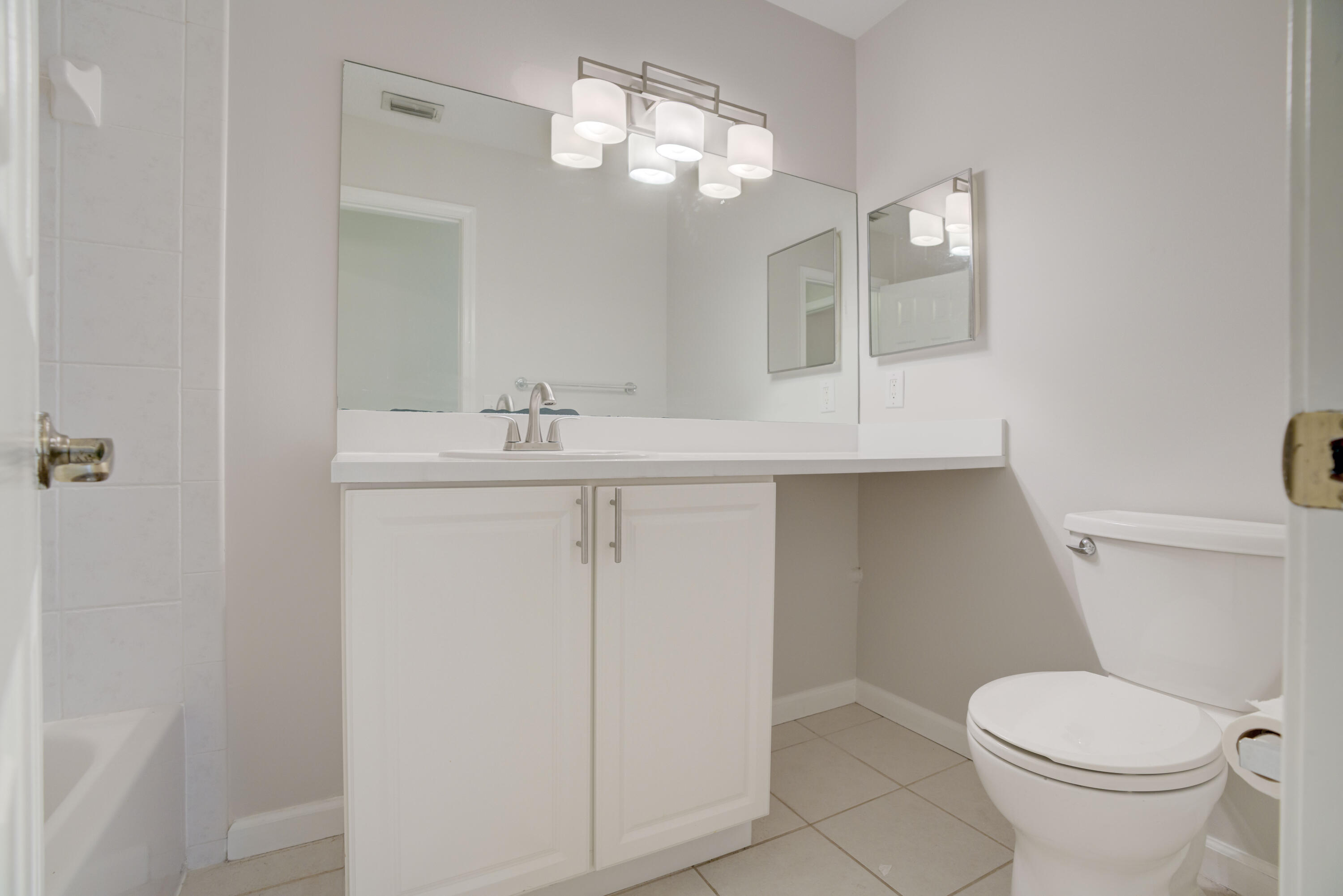 107 Half Moon Circle, Unit D Jupiter, FL 33458 - Photo 14 of 23 22__mlp6457_58_59_60_61