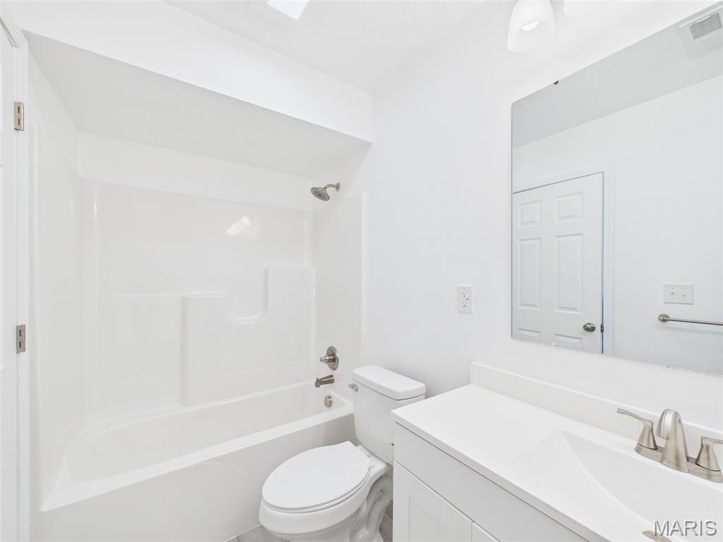 16201 Haidyn Road, Unit A & B St. Robert, MO 65584 - Photo 11 of 15