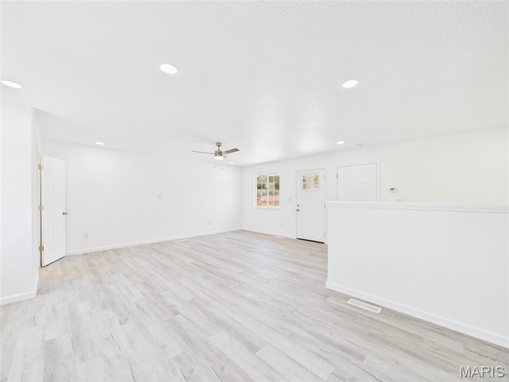16201 Haidyn Road, Unit A & B St. Robert, MO 65584 - Photo 6 of 15