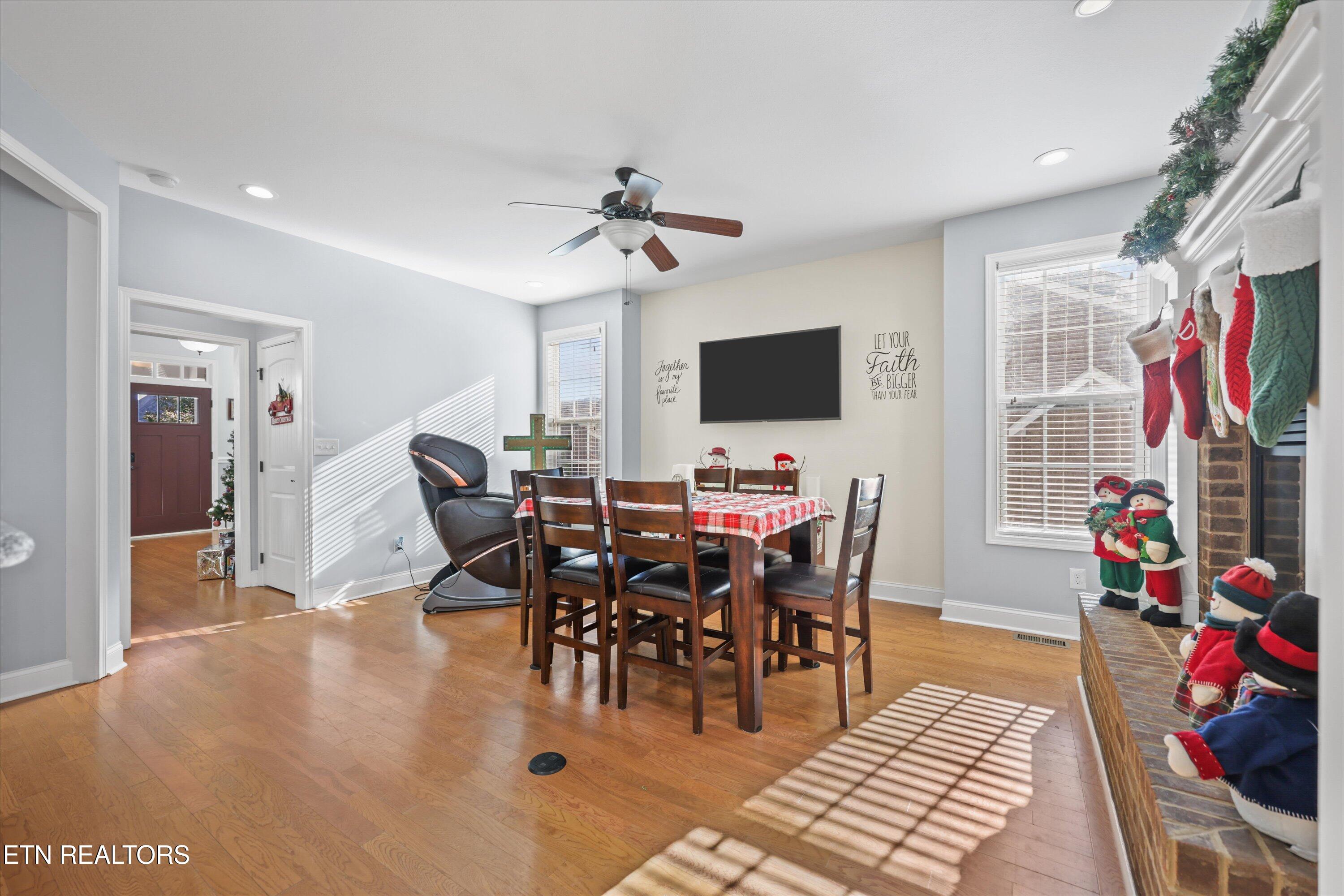 104 Crystal Cove Lane Oak Ridge, TN 37830 - Photo 6 of 36 dining room