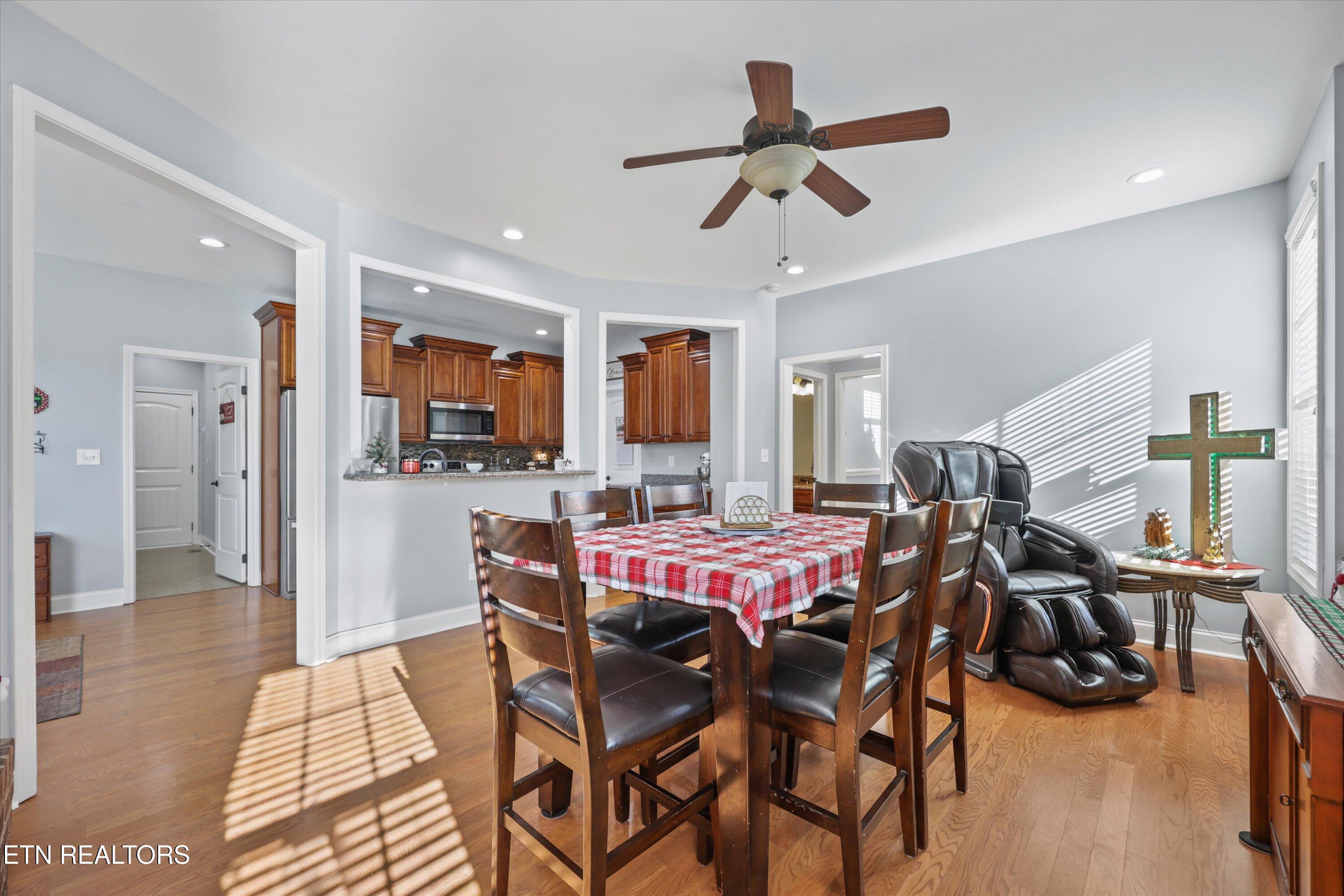 104 Crystal Cove Lane Oak Ridge, TN 37830 - Photo 7 of 36 dining room