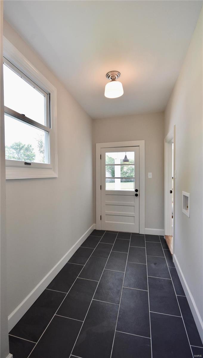 32 South Rock Hill Road St. Louis, MO 63119 - Photo 15 of 31 Gallery Image 15