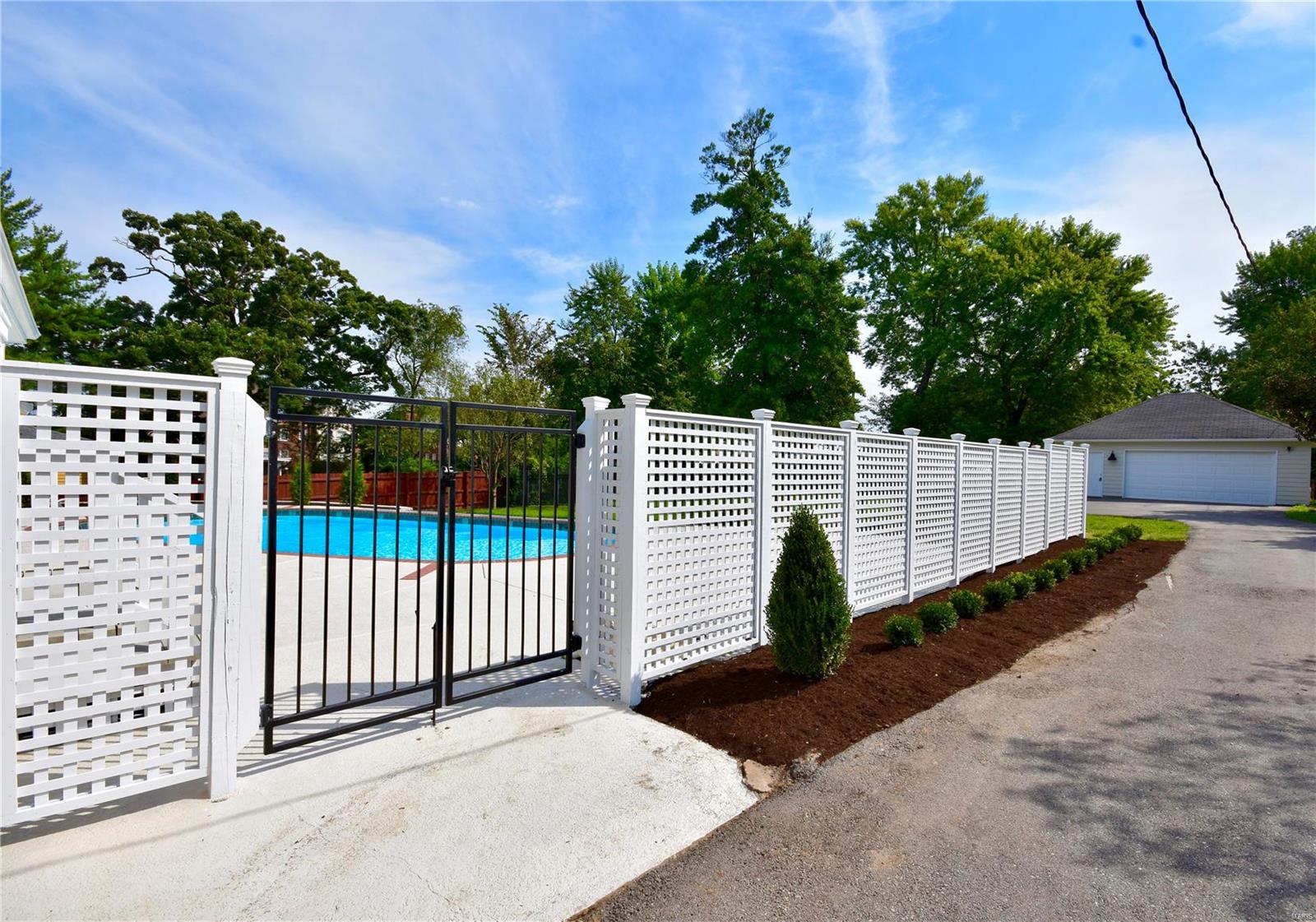 32 South Rock Hill Road St. Louis, MO 63119 - Photo 27 of 31 Gallery Image 27