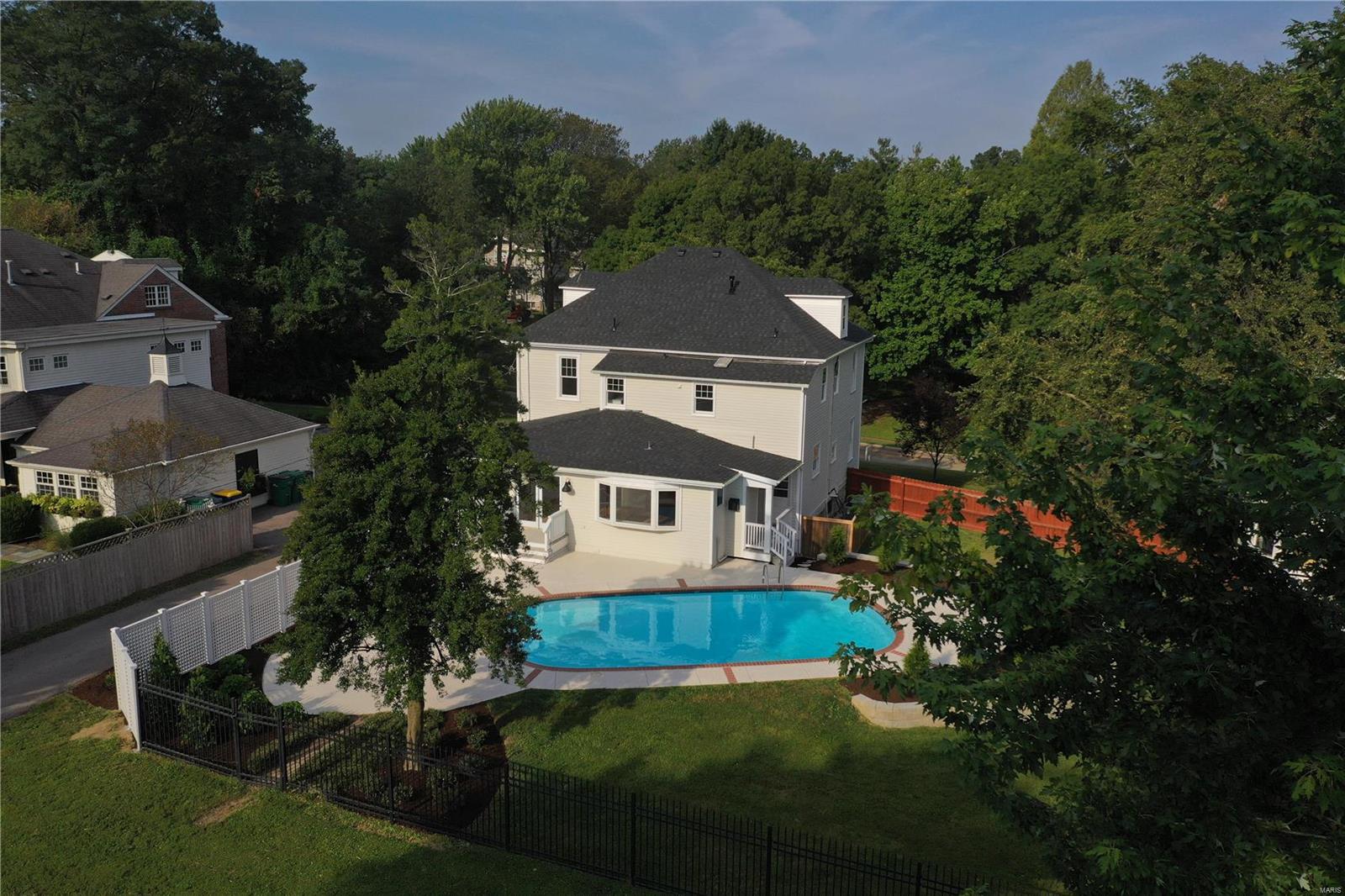 32 South Rock Hill Road St. Louis, MO 63119 - Photo 30 of 31 Gallery Image 30