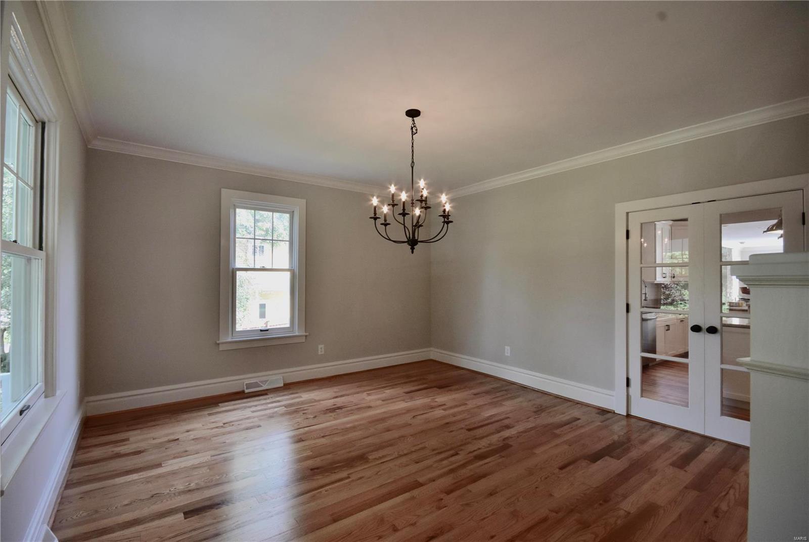 32 South Rock Hill Road St. Louis, MO 63119 - Photo 6 of 31 Gallery Image 6