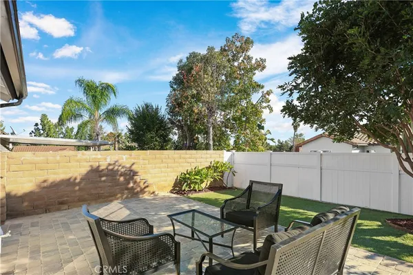$1,225,000 | 25912 Spruce Lane, Laguna Hills, CA 92653
