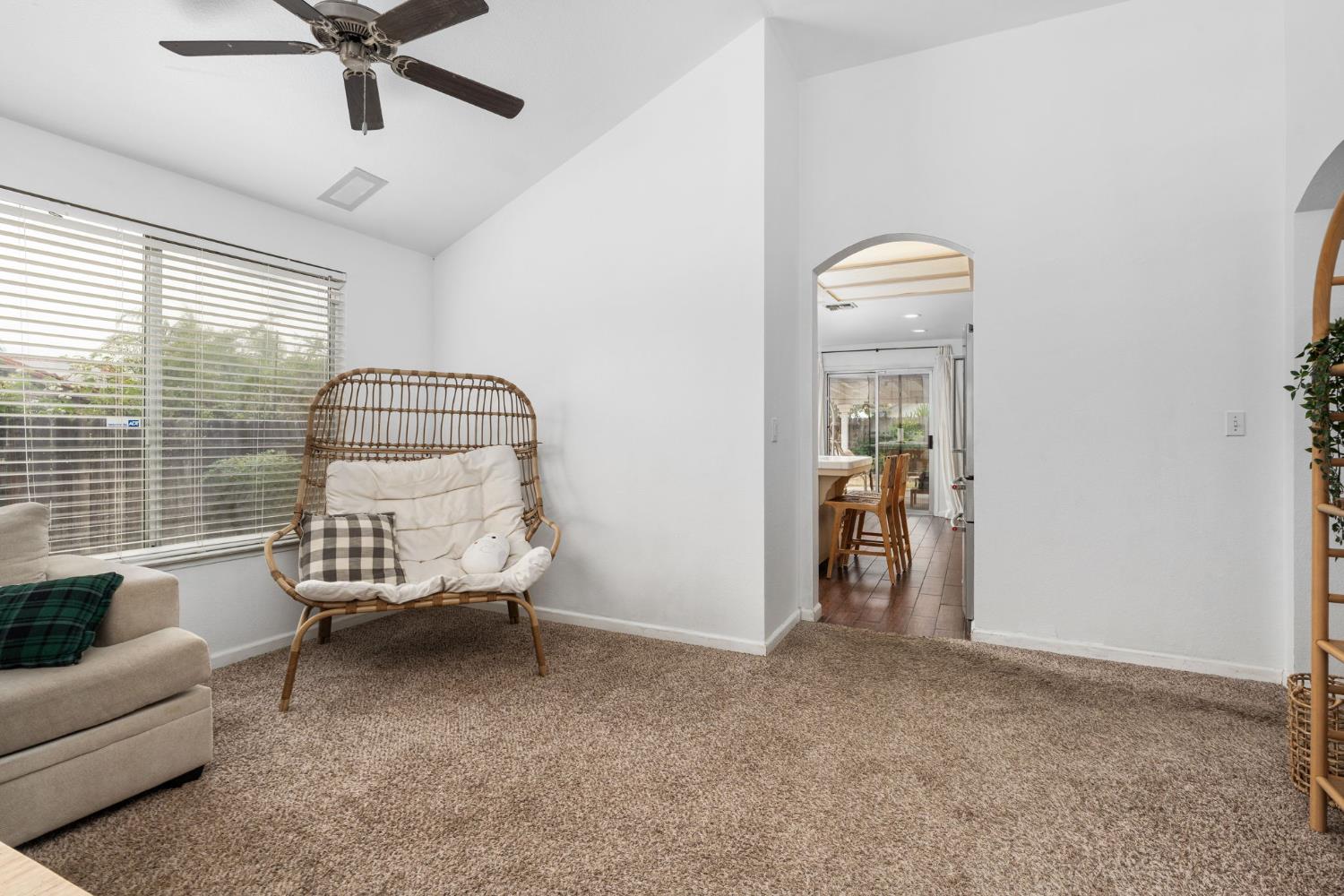 4623 West Berkeley Avenue Fresno, CA 93722 - Photo 16 of 35