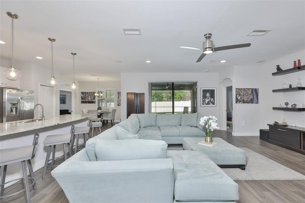 11014 Brahman Ranch Circle Riverview, FL 33578 - Photo 12 of 39