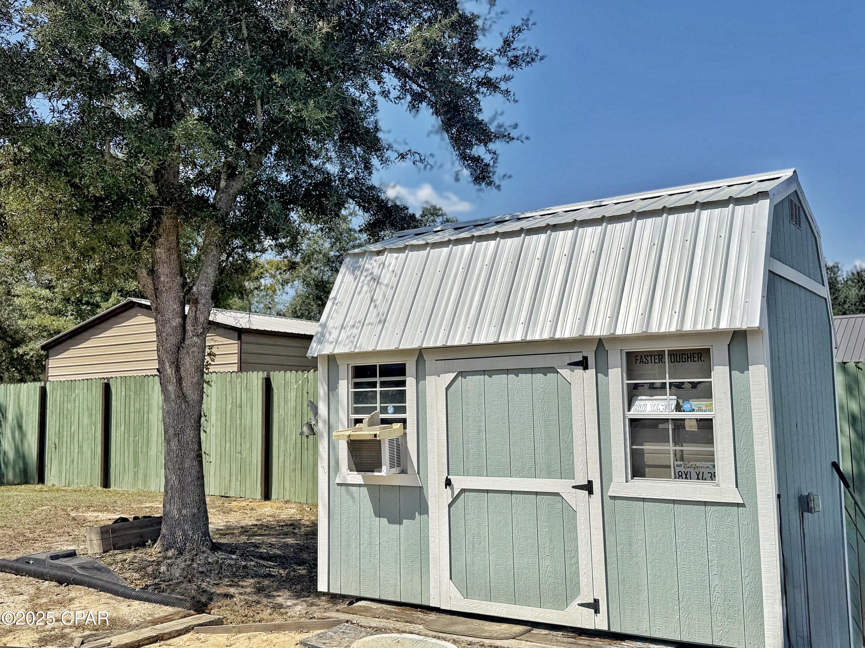 6589 Grande Oak Loop Grand Ridge, FL 32442 - Photo 26 of 36