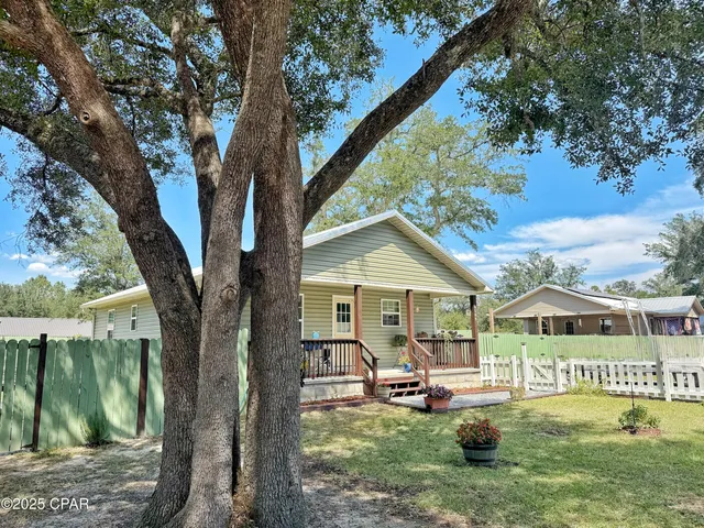 $175,000 | 6589 Grande Oak Loop, Grand Ridge, FL 32442