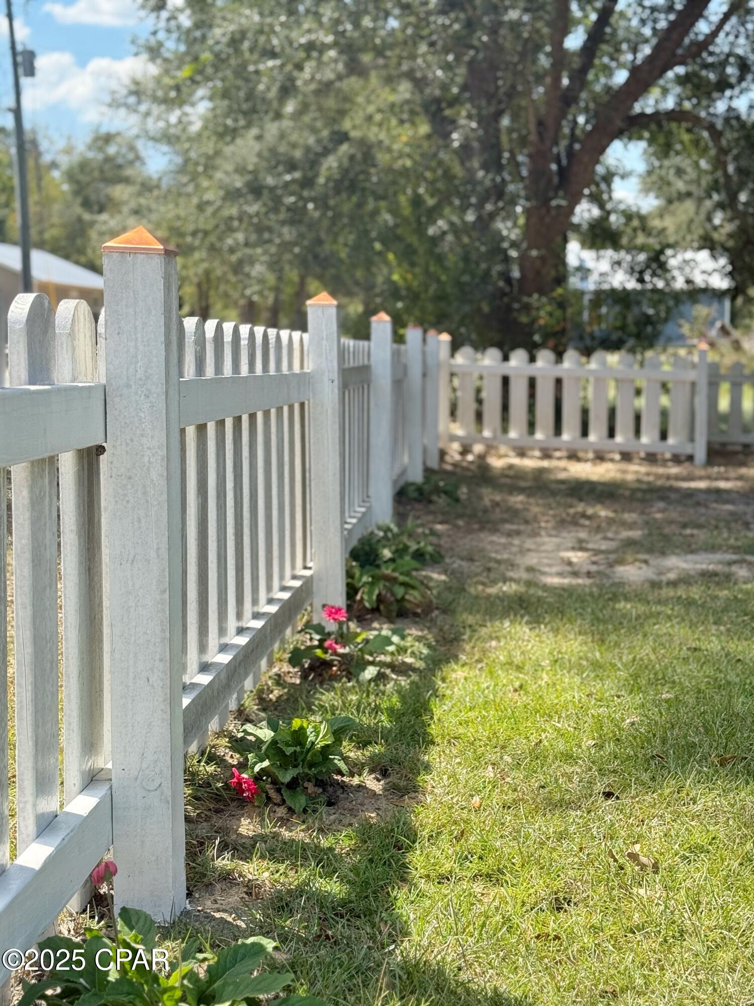 6589 Grande Oak Loop Grand Ridge, FL 32442 - Photo 35 of 36
